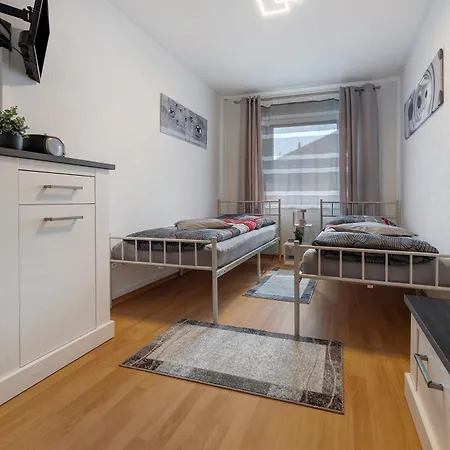 Am Waldrand 펜션 *