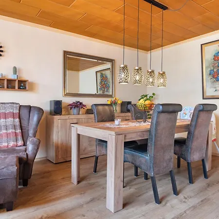 Am Waldrand Holiday home Wietze